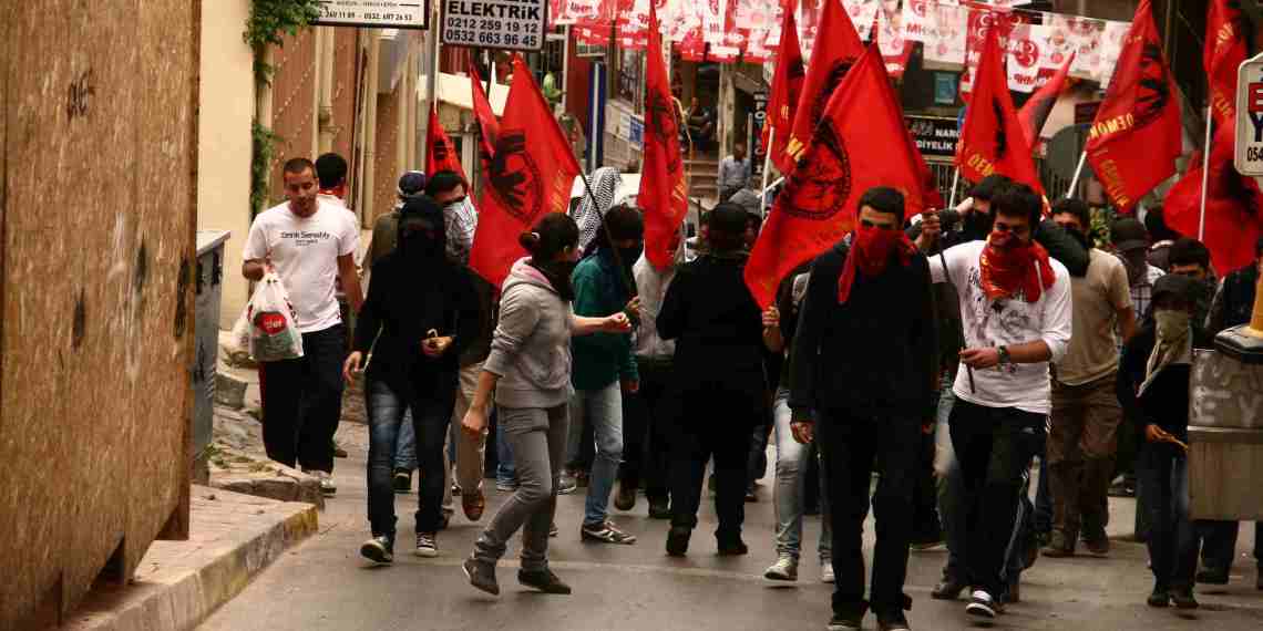 YDG: Halk Gençliğinin Öfkesiyle, 1 Mayıs’ta Taksim’e !