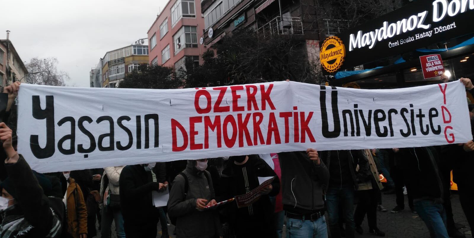 Özer-Demokratik Üniversite