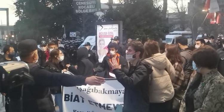 Kocaeli’de Boğaziçi’ne destek açıklamasına polis saldırdı
