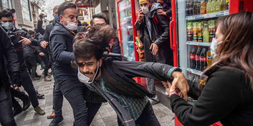 TİHV: ‘Dört yılda 152 öğrenciye hapis cezası verildi, 3 bini hak ihlaline uğradı’