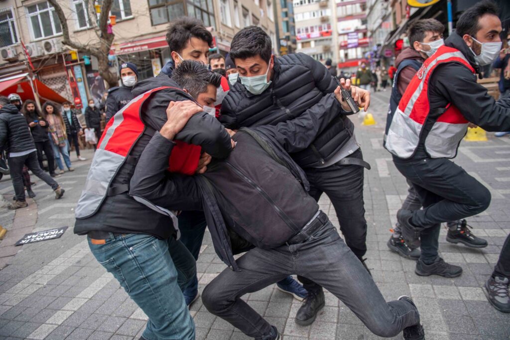 Kadıköy Polis Saldırısı